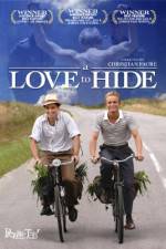 A Love to Hide (Un amour  taire)